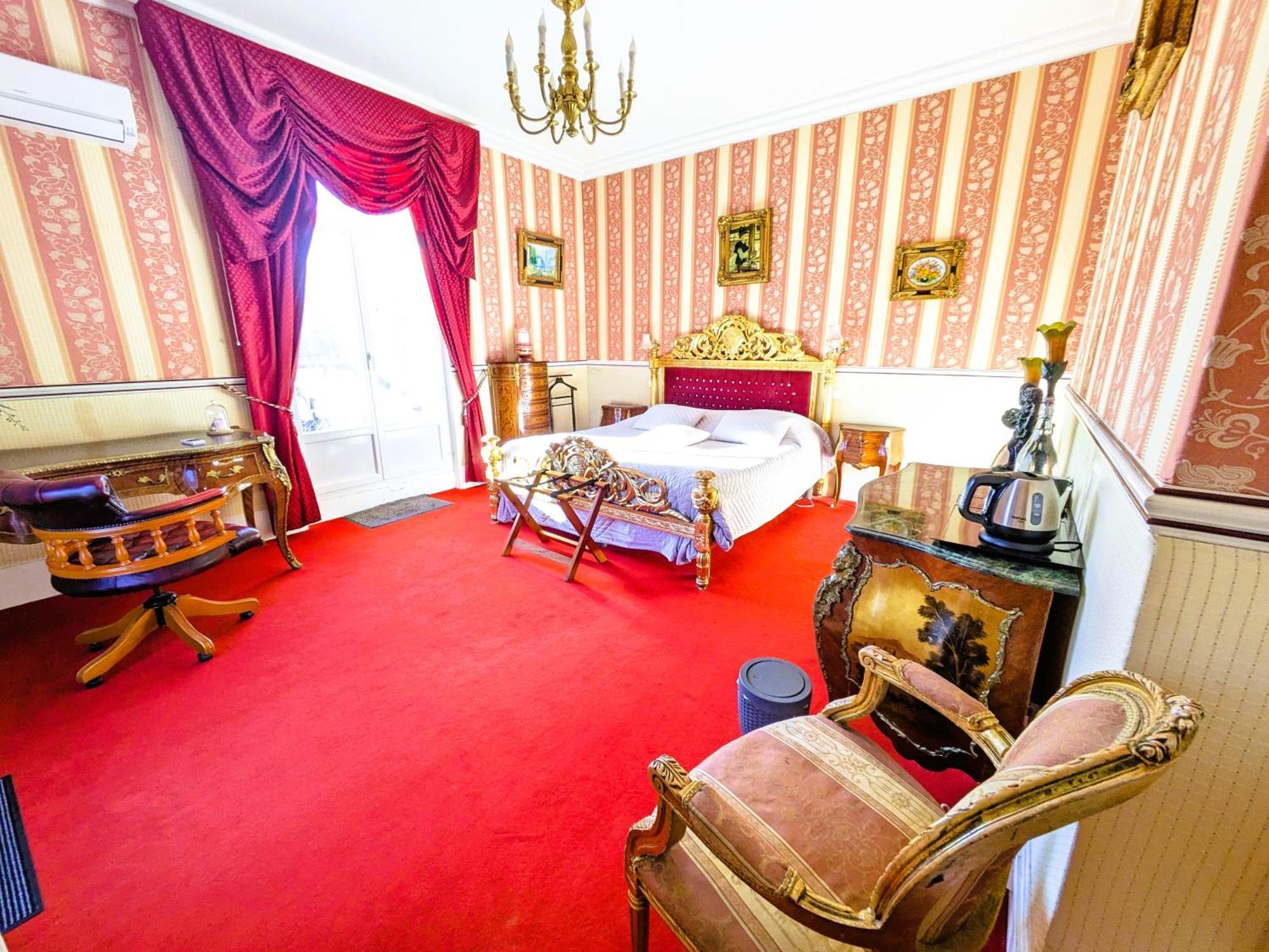 Chateau De Quesmy ภายนอก รูปภาพ