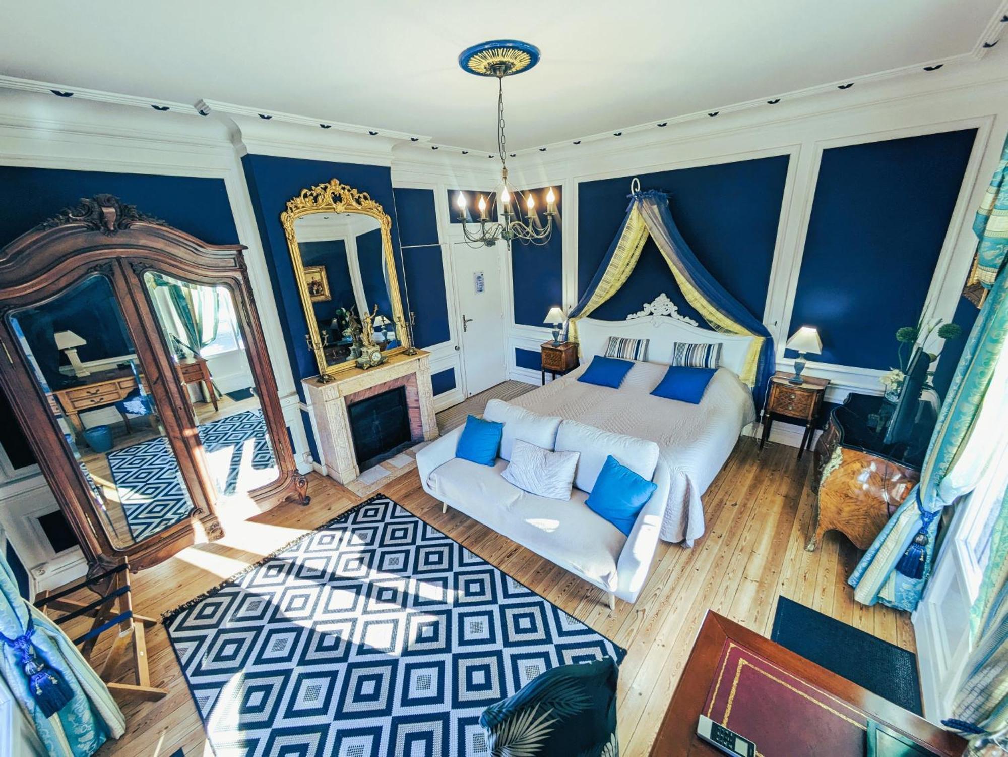 Chateau De Quesmy ภายนอก รูปภาพ